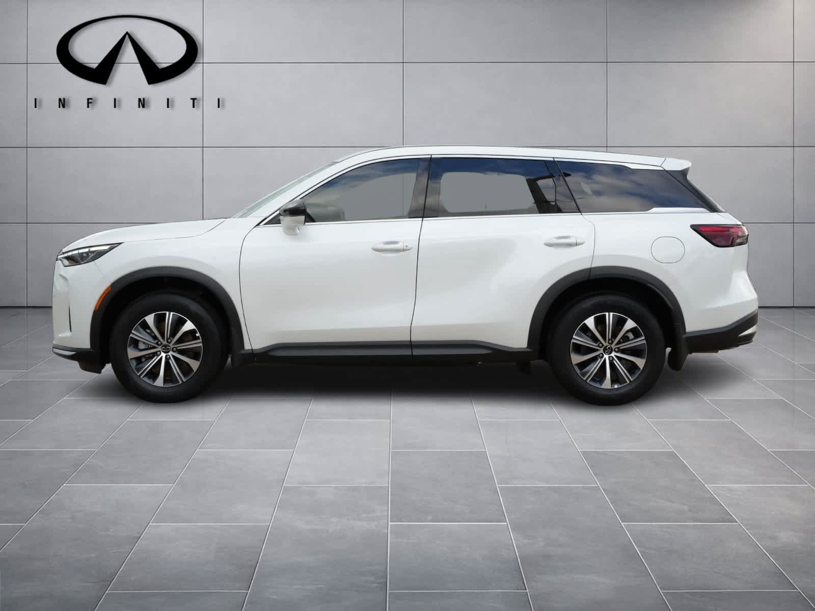 Certified 2027 INFINITI QX60 Pure w/ Cargo Package FWD image 4