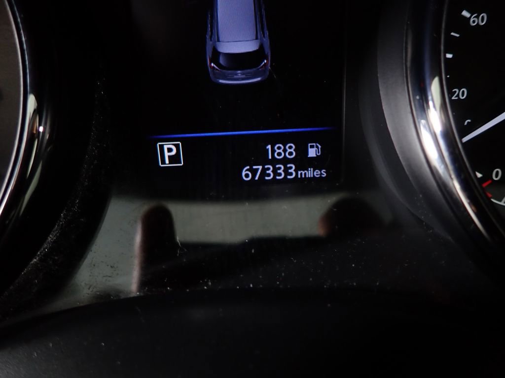 Used 2020 Nissan Rogue SV w/ Sun & Sound Touring Package image 28