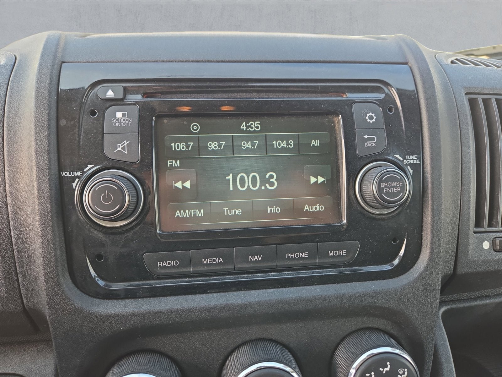 Used 2016 RAM ProMaster 2500 FWD image 18