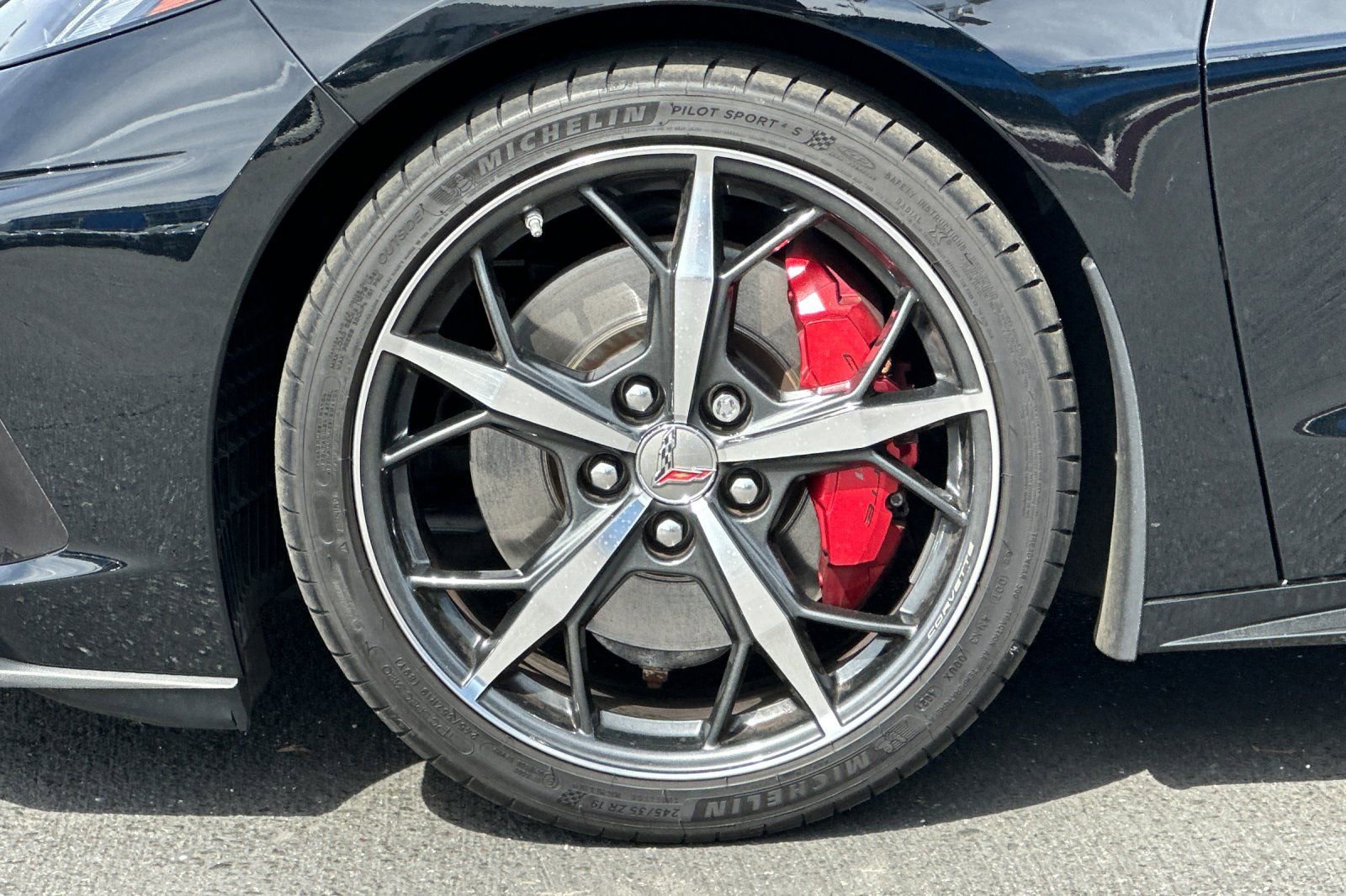 Used 2022 Chevrolet Corvette Stingray Premium Conv w/ Z51 Performance Package image 40