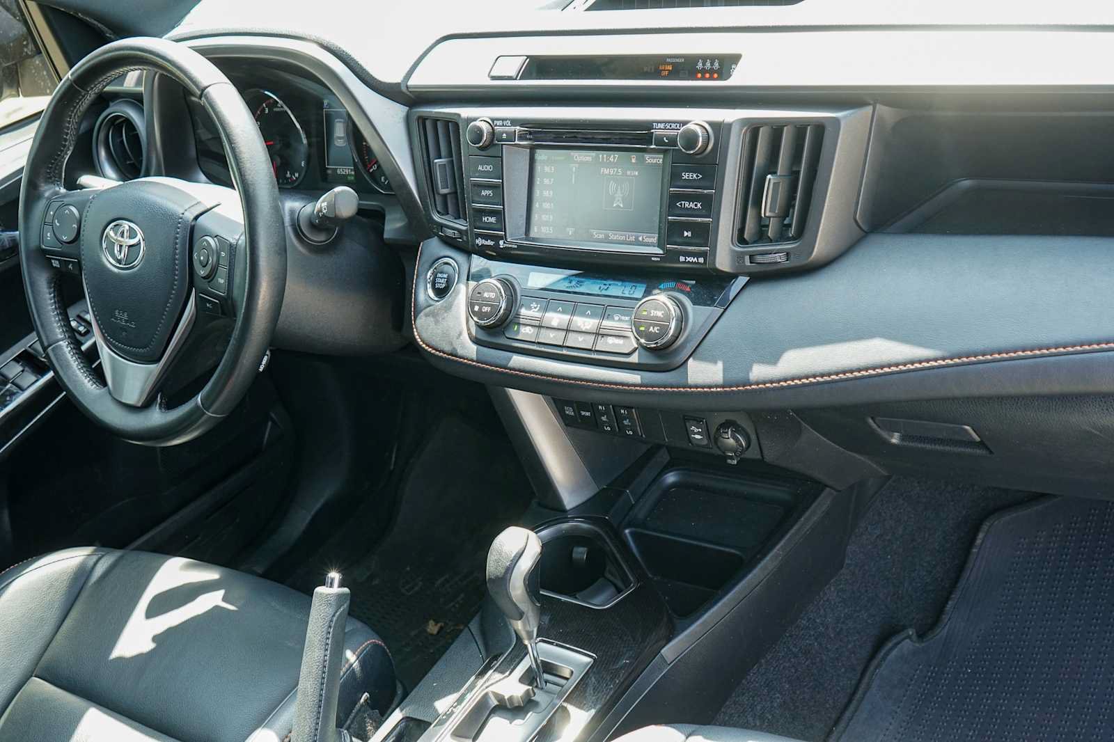Used 2017 Toyota RAV4 SE w/ Power Special Value Package FWD image 24