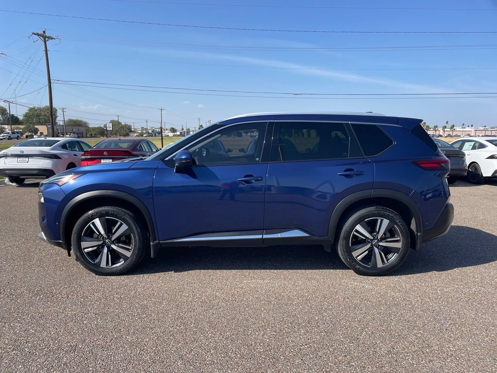 Certified 2023 Nissan Rogue Platinum w/ Platinum Premium Package FWD image 4