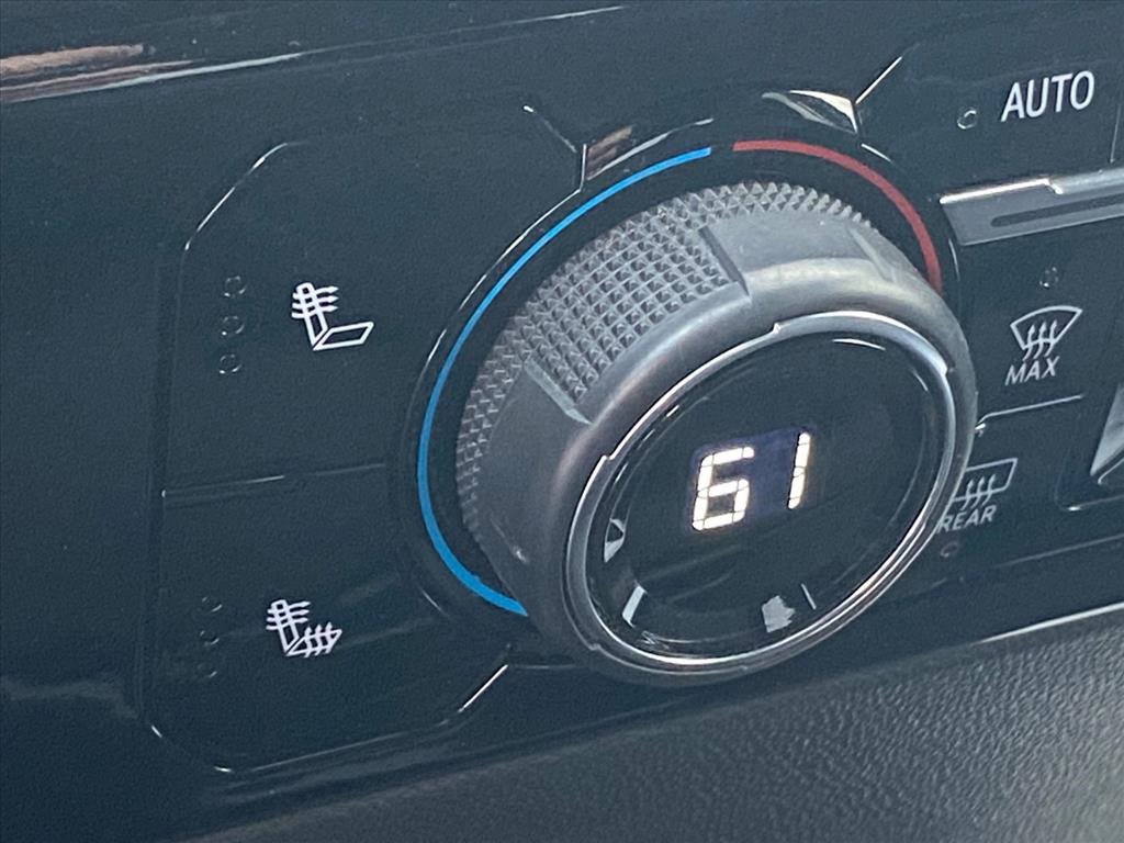 Used 2025 Chevrolet Silverado 1500 LT image 18