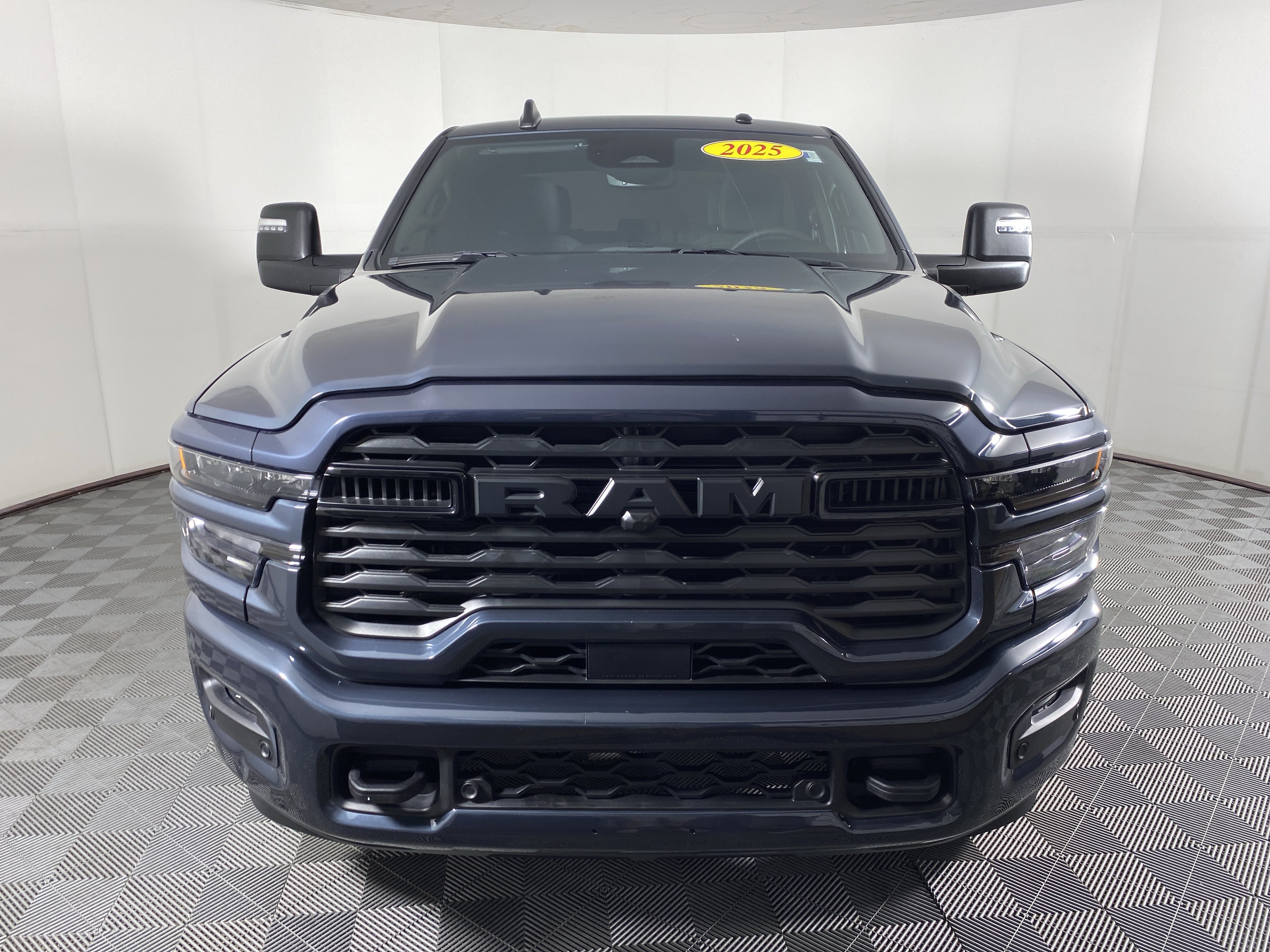 Used 2025 RAM 2500 Big Horn AWD/4WD image 11