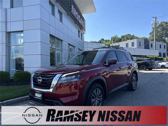Certified 2024 Nissan Pathfinder SV