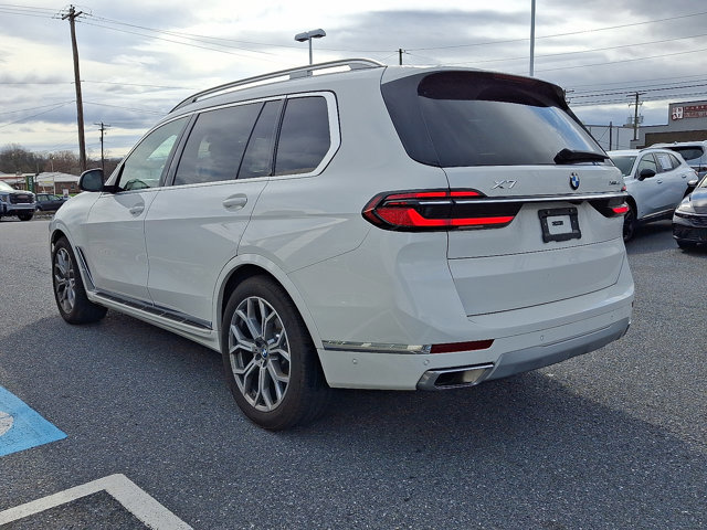 Used 2026 BMW X7 xDrive40i image 4