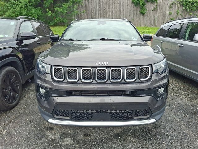 Certified 2023 Jeep Compass Limited w/ Sun and Sound Group AWD/4WD image 2