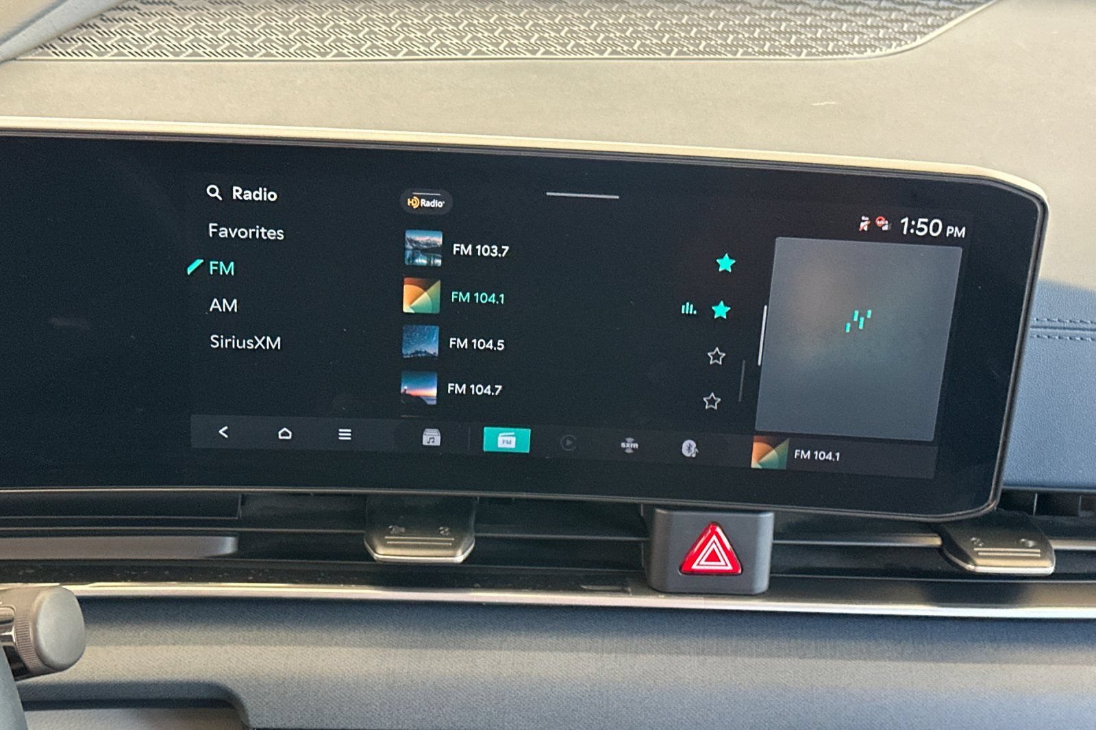 Certified 2025 Kia Carnival SX FWD image 21