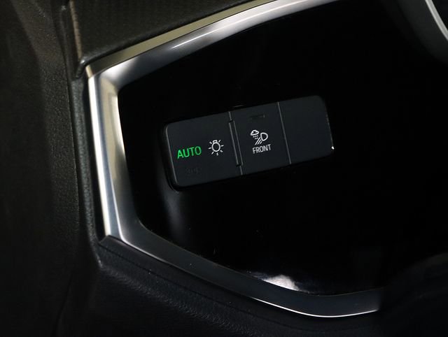 Used 2023 Audi Q3 2.0T Premium Plus image 26