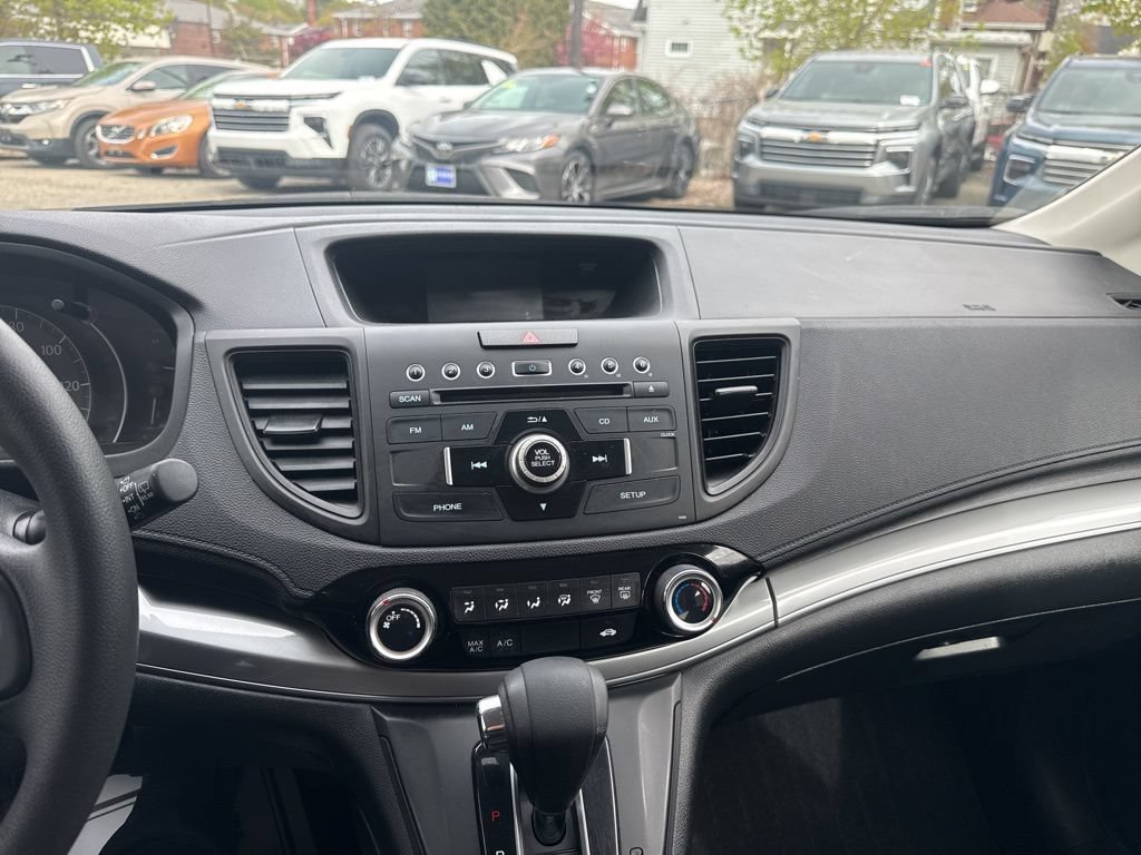 Used 2015 Honda CR-V LX image 29