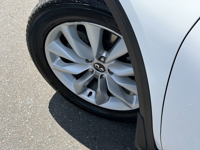 Used 2019 INFINITI QX50 Essential w/ Premium Heat Package AWD/4WD image 10