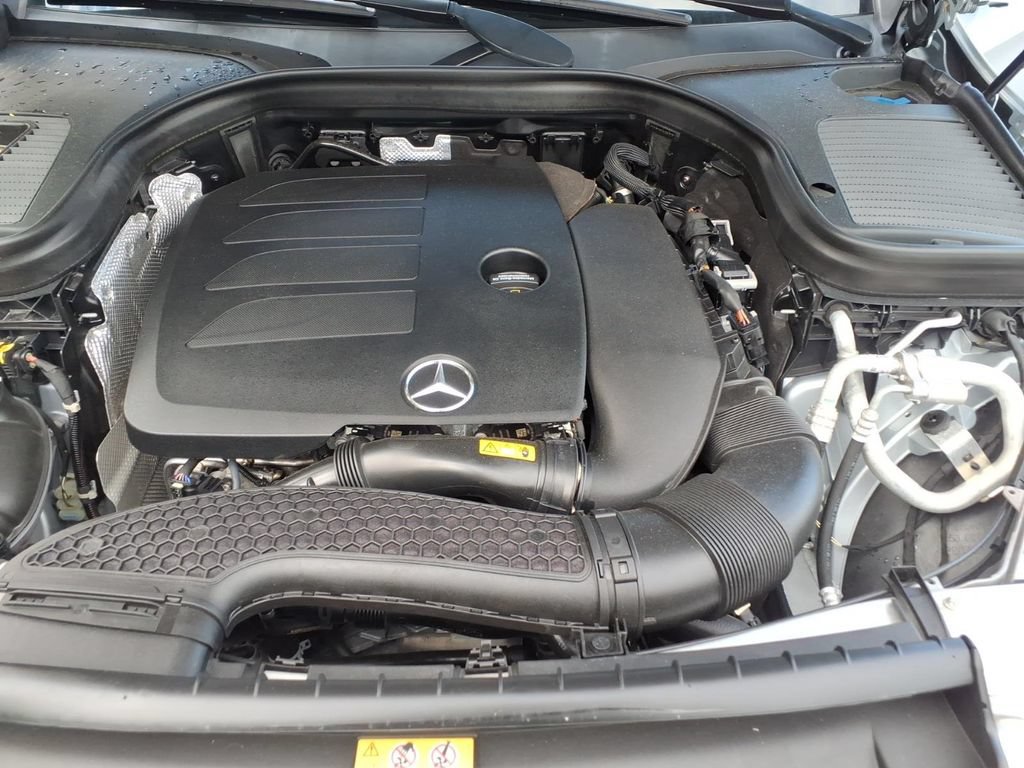 Used 2022 Mercedes-Benz GLC 300 image 28