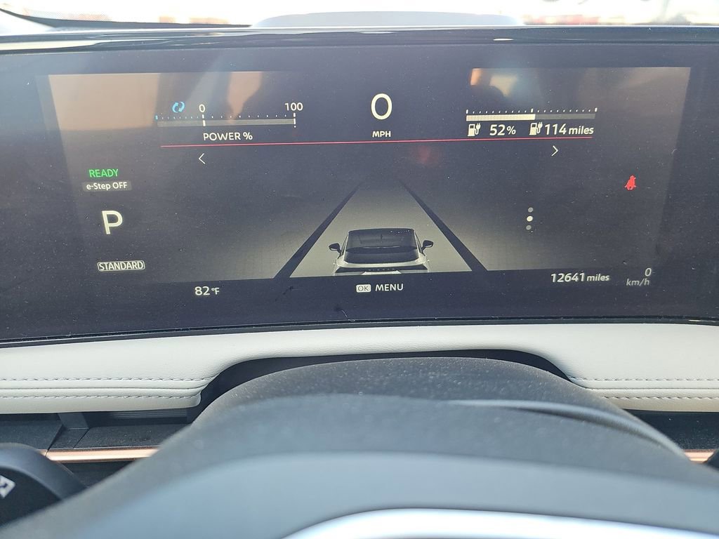 Used 2023 Nissan Ariya AWD image 2