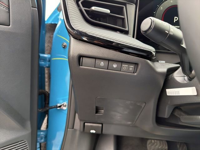 New 2026 Nissan Kicks SR w/ SR Premium Package AWD/4WD image 6