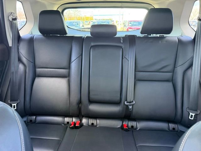 Used 2023 Nissan Rogue SL w/ SL Premium Package image 24