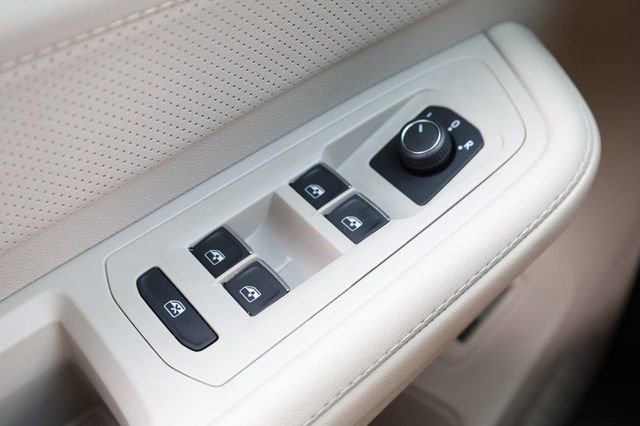 New 2026 Volkswagen Atlas SE image 21