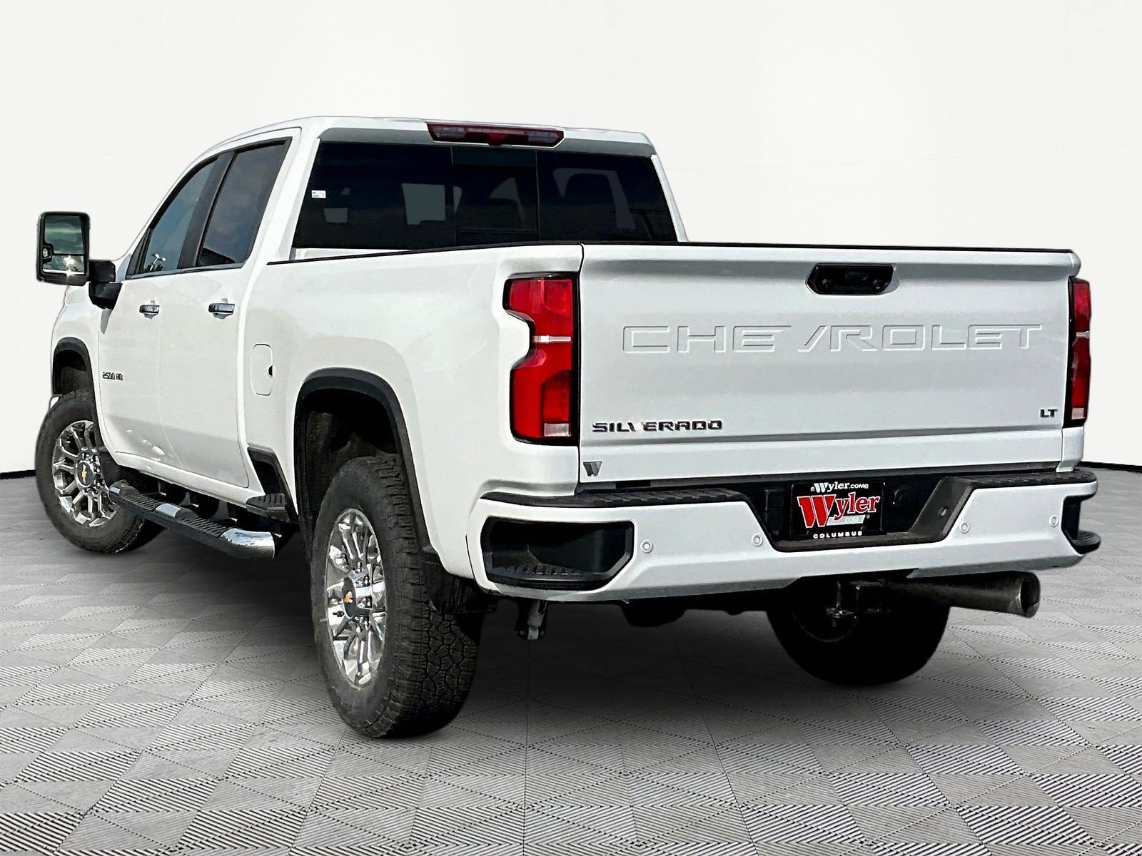 New 2026 Chevrolet Silverado 2500 LT w/ Z71 Chrome Sport Edition AWD/4WD image 3