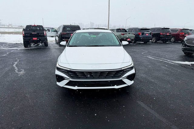 New 2026 Hyundai Elantra Blue image 2