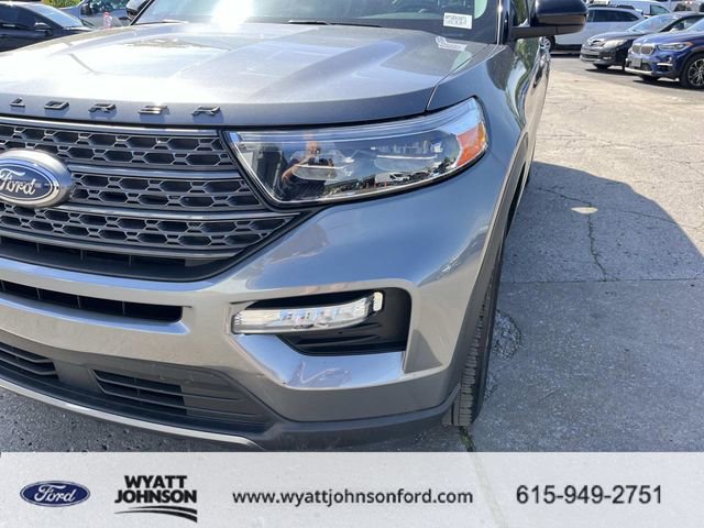 Used 2023 Ford Explorer XLT w/ Equipment Group 202A image 9