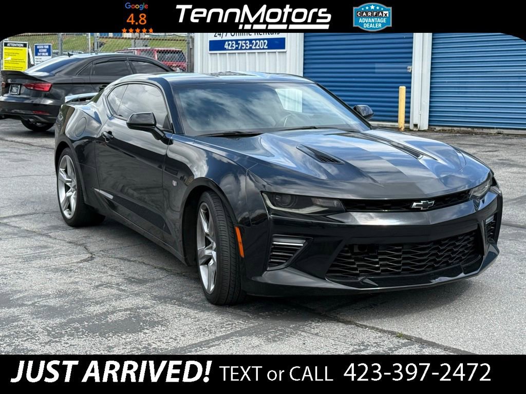 Used 2016 Chevrolet Camaro SS RWD image 3