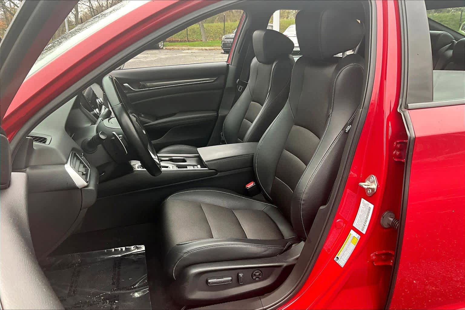 Used 2020 Honda Accord Sport image 8