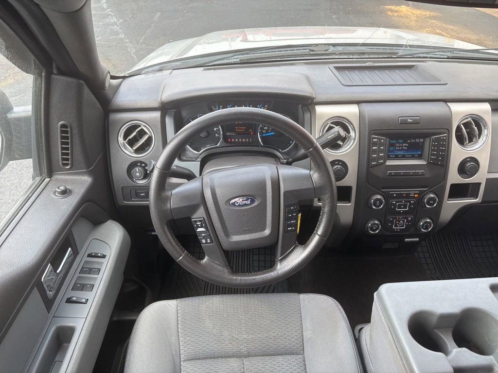Used 2014 Ford F150 XLT w/ XLT Chrome Package RWD image 3