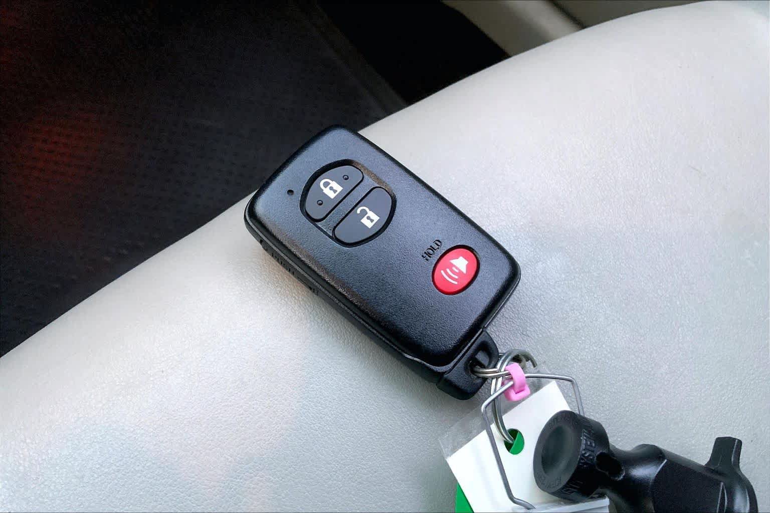 Used 2015 Toyota Prius Four FWD image 13
