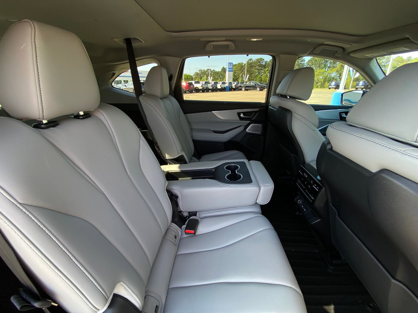 Used 2026 Acura MDX w/ Technology Package image 30