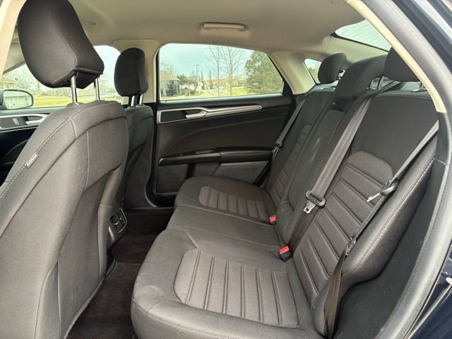 Used 2020 Ford Fusion SE image 21