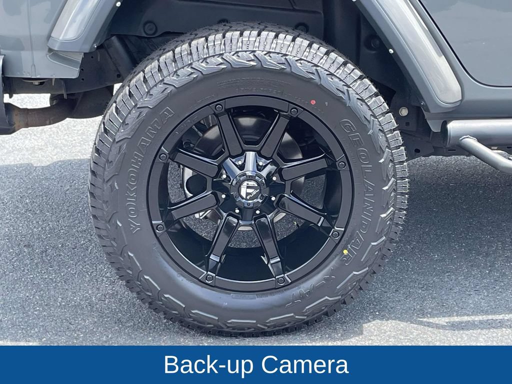 Used 2022 Jeep Wrangler Unlimited Sahara AWD/4WD image 13