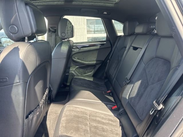 Used 2021 Porsche Macan image 21