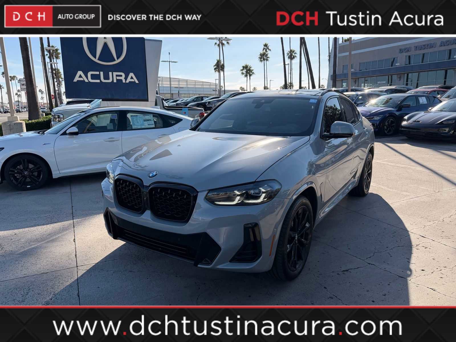 Used 2025 BMW X4 xDrive30i w/ Premium Package image 1