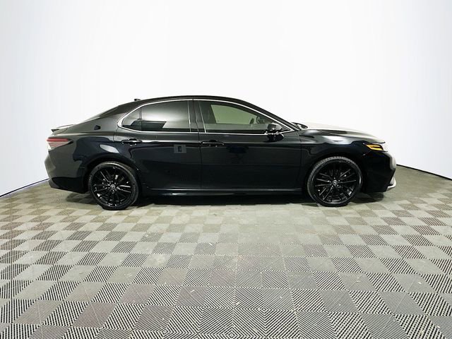 Certified 2022 Toyota Camry XSE FWD image 9