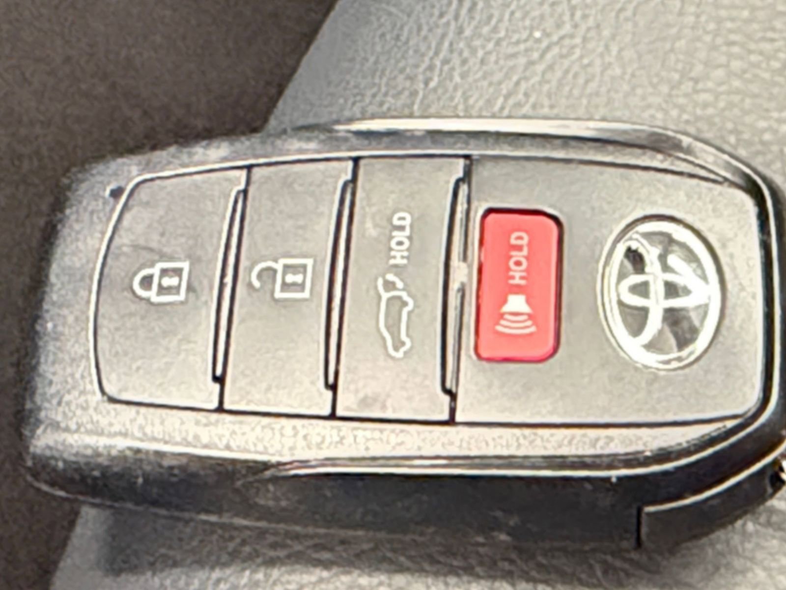Used 2025 Toyota Highlander XSE AWD/4WD image 21