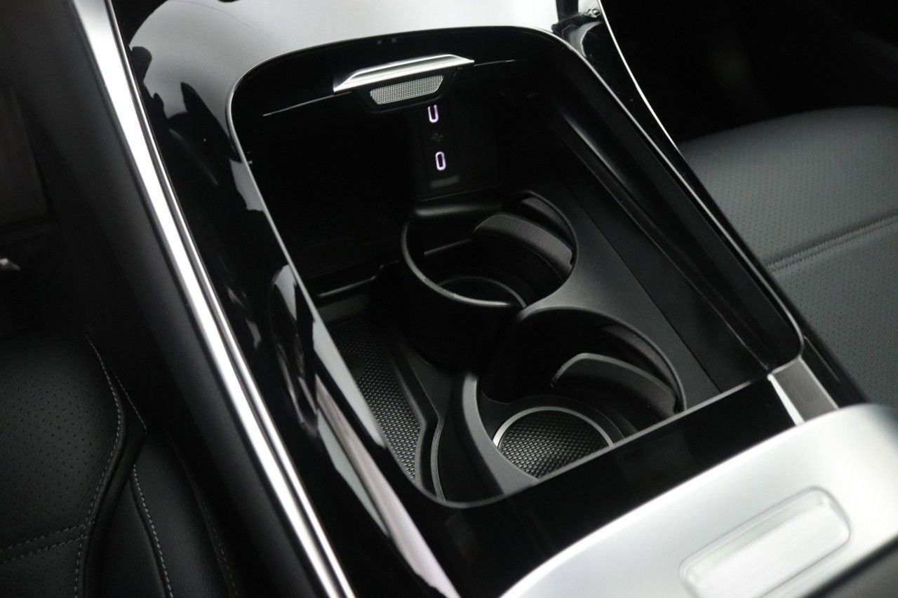 Used 2026 Mercedes-Benz GLC 300 image 18