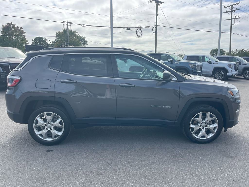 Used 2022 Jeep Compass Limited image 6