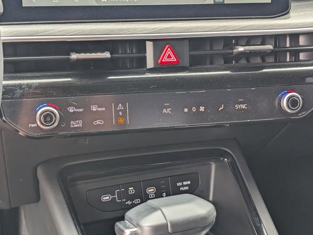 Used 2025 Kia K5 EX image 28