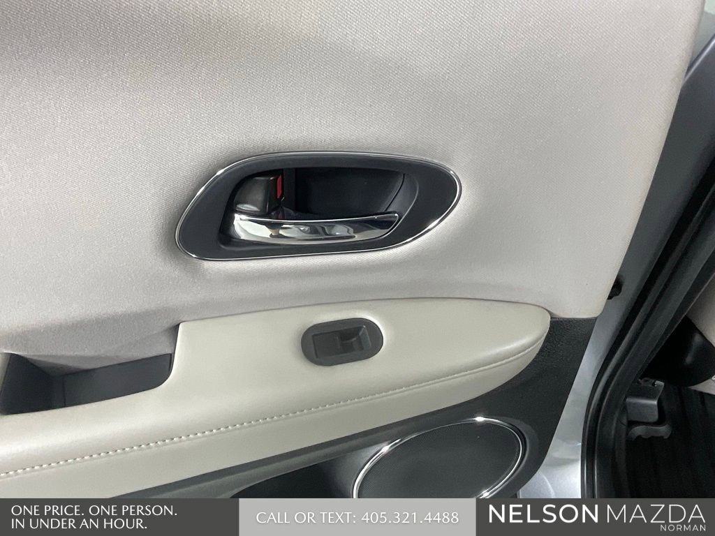 Used 2017 Honda HR-V EX image 20