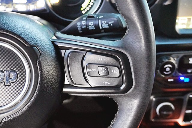 Used 2023 Jeep Wrangler Unlimited AWD/4WD image 49