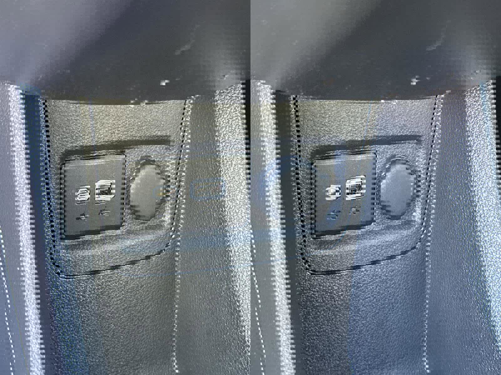 Used 2019 Chevrolet Spark LT image 24