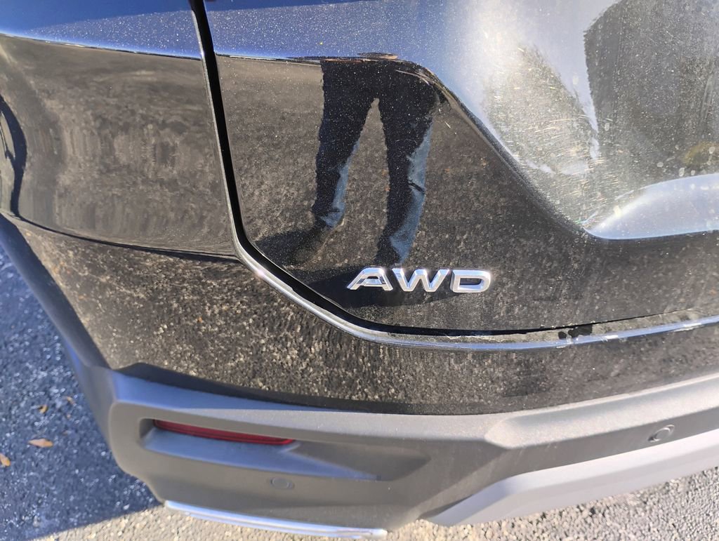 Used 2023 Honda Pilot Touring image 5