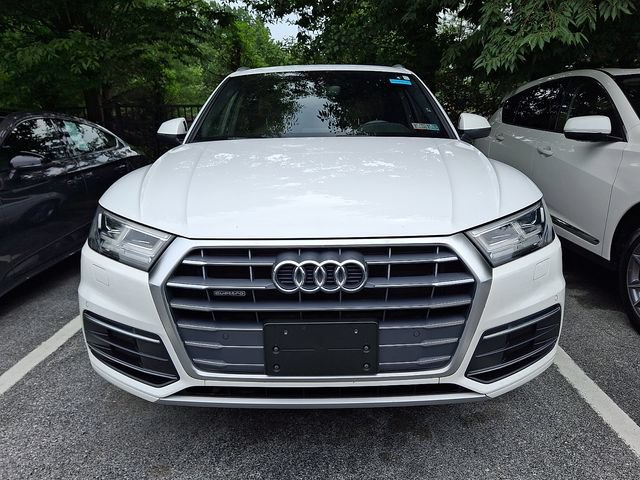 Used 2018 Audi Q5 2.0T Premium Plus w/ Premium Plus Package AWD/4WD image 2