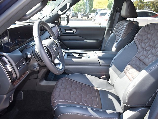 New 2025 Nissan Armada Platinum Reserve image 7