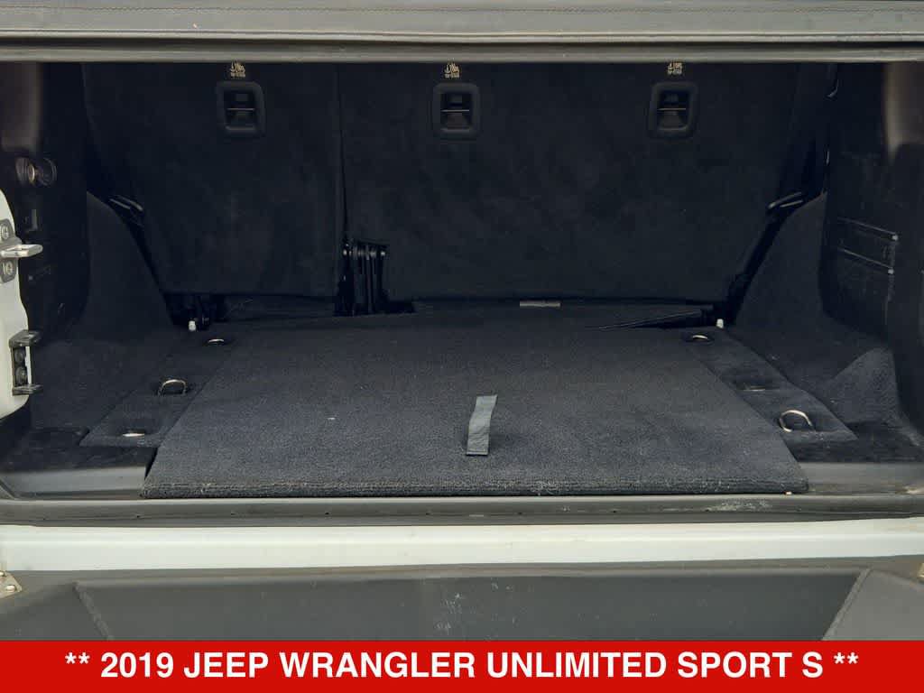 Used 2019 Jeep Wrangler Unlimited Sport S AWD/4WD image 31