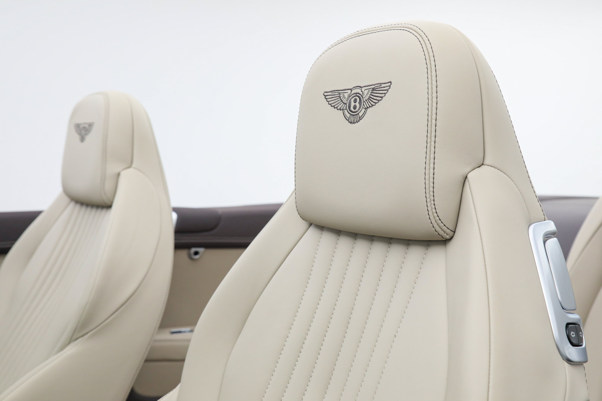 Used 2016 Bentley Continental GT AWD/4WD image 29