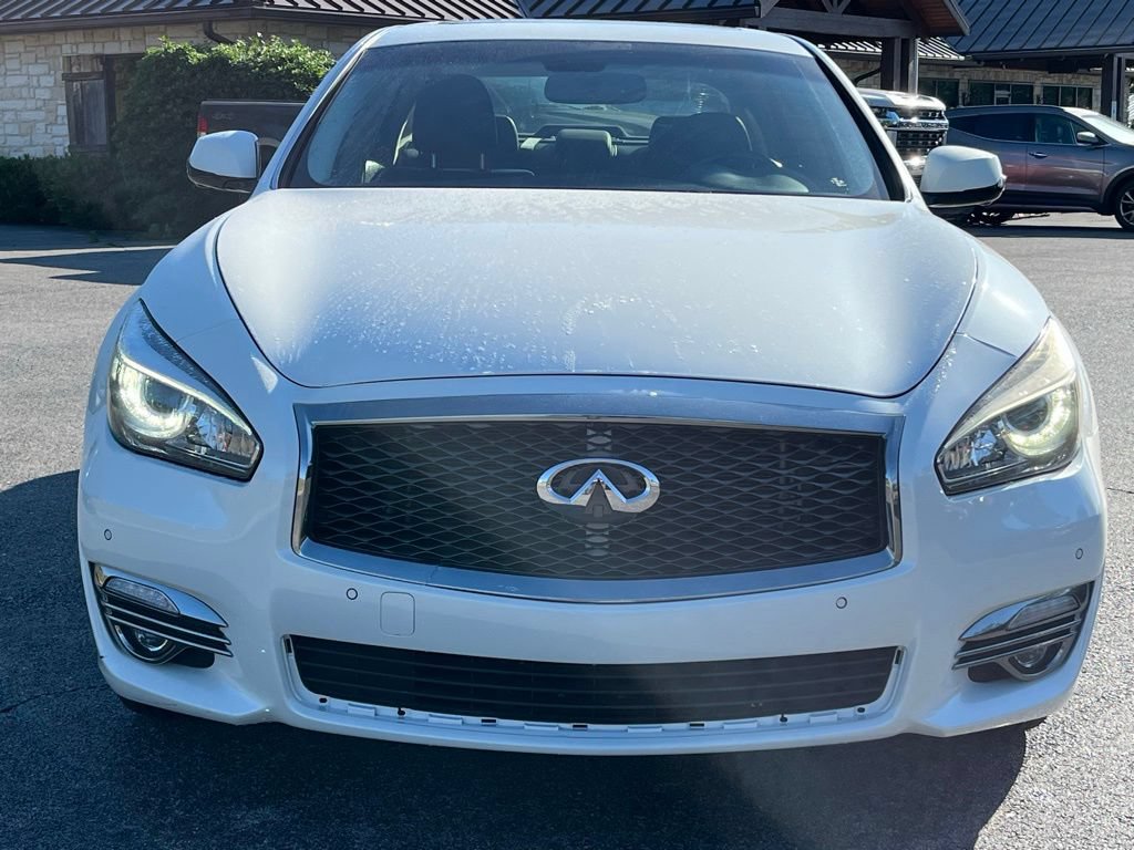 Used 2016 INFINITI Q70 3.7 AWD/4WD image 3