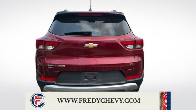 Used 2025 Chevrolet TrailBlazer LT AWD/4WD image 4