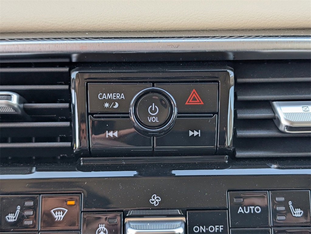 New 2025 Nissan Armada Platinum Reserve image 27