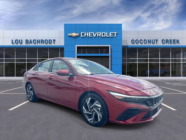 Used 2025 Hyundai Elantra SEL FWD image 1