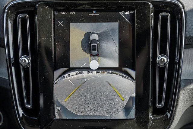Used 2026 Volvo XC40 B5 Plus w/ Protection Package Premier image 36